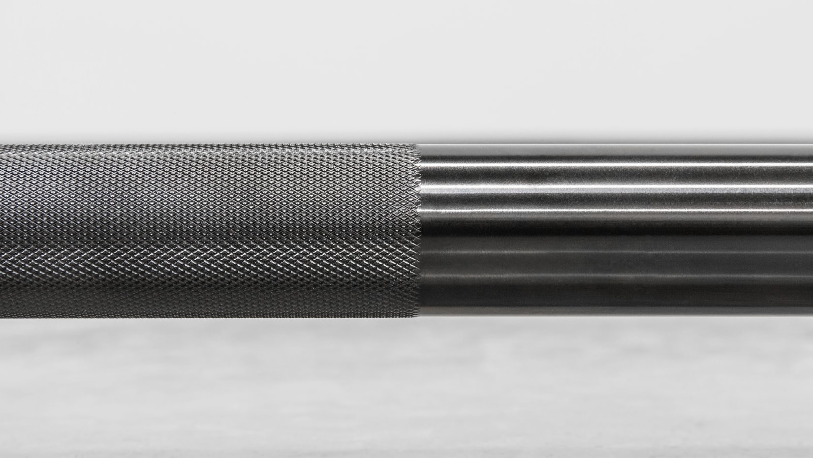 john別注 barbell object EX BLACK LINER SWT The Bella Bar 2.0 - Black Zinc - Women's 25mm Multipurpose Barbell